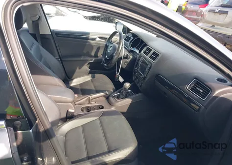 2017 Volkswagen Jetta Sel/Sel Premium z USA, uszkodzony, nr VIN 3VWL17AJ9HM391486